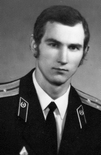 Suchovejev Viačeslav, Petrovič